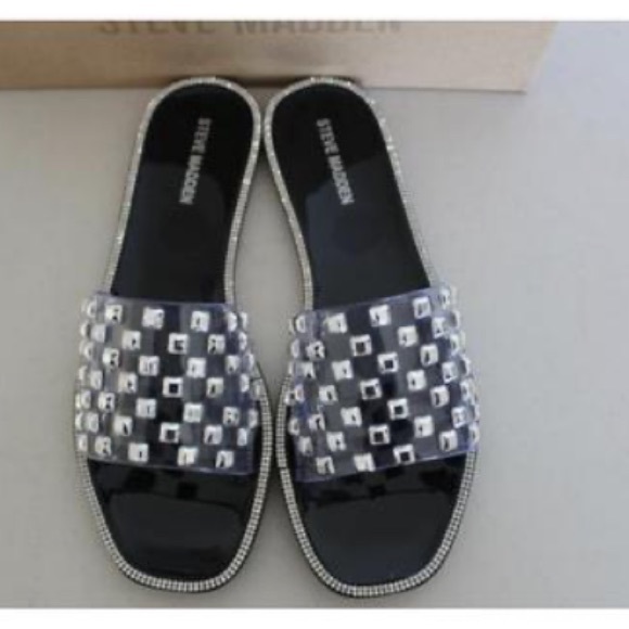 New Steve Madden Sandals - Picture 5 of 6